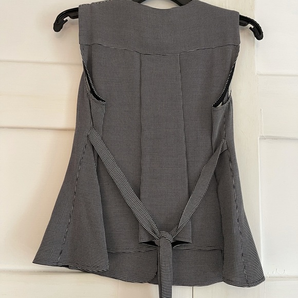 Giorgio Armani NWT Vintage 90’s Black & White Button Vest W/ Back Tie - Picture 7 of 7